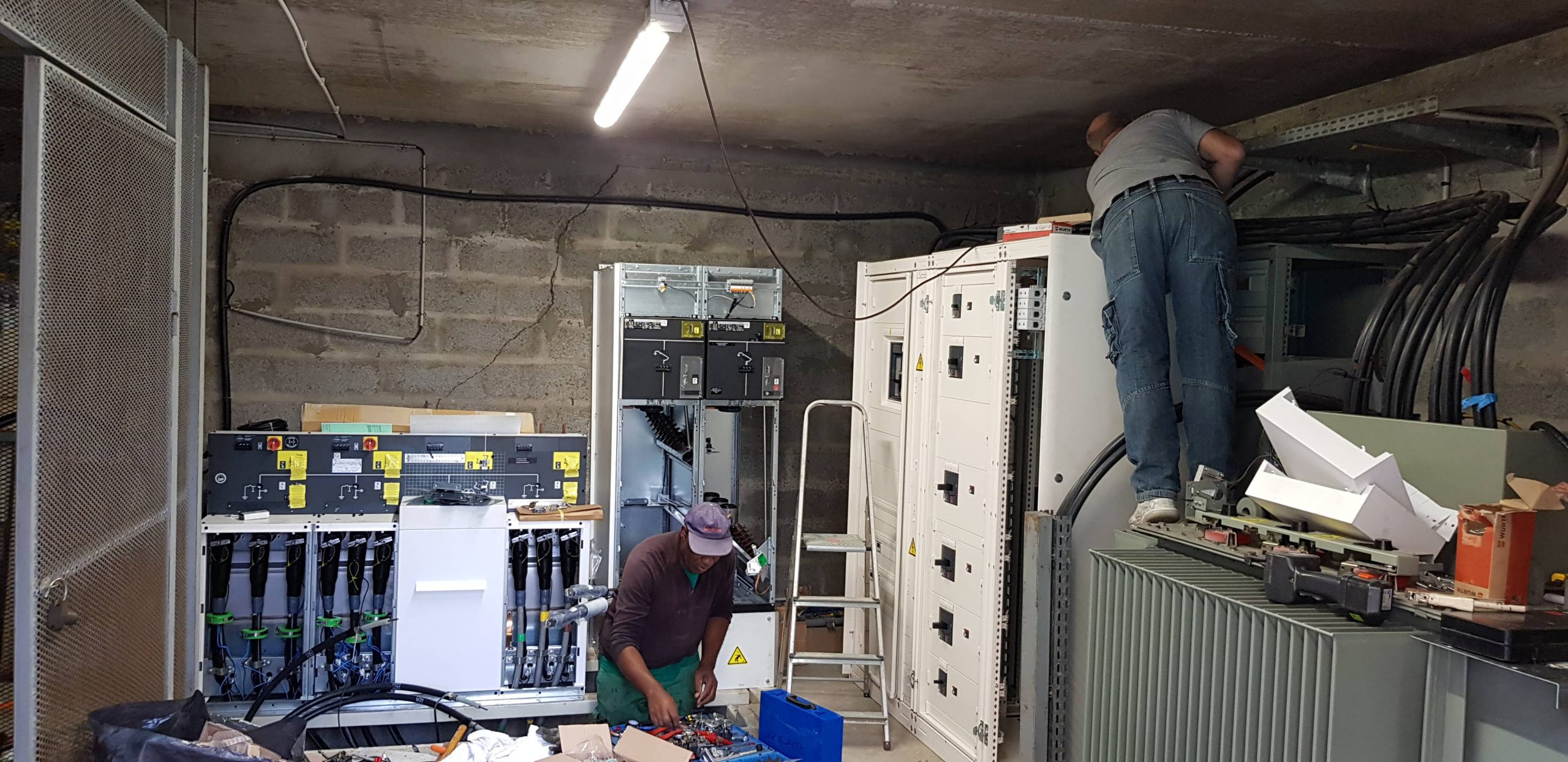 GP2C – REMPLACEMENT DE POSTES CHEZ SANOFI 01