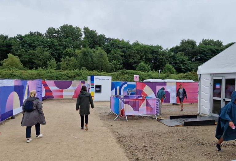 • Distributeurs de billets : une alimentation fiable pour éviter les files d'attente